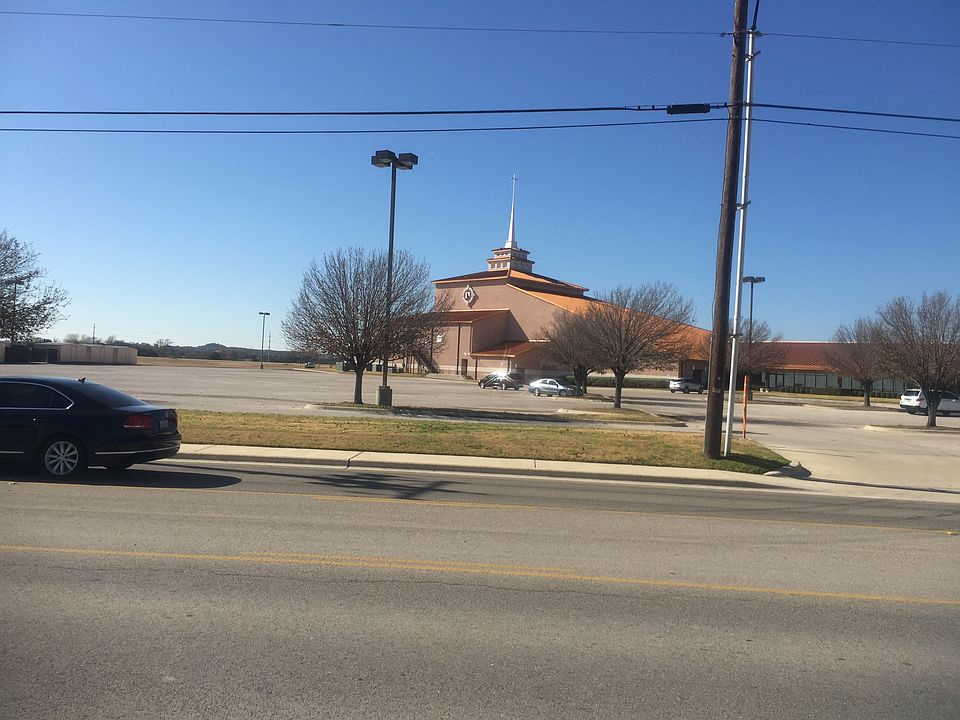 2nd image of 4506 Cunningham Rd