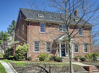 214 President Ave, Providence, RI 02906