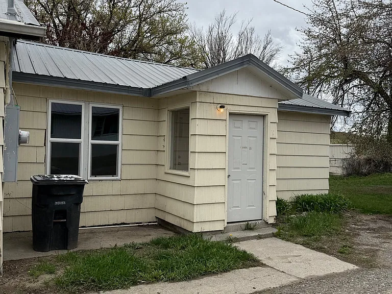 713 S Billings Blvd — Photo 3