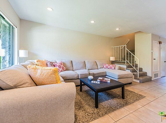 4th image of 225 W Via Escuela