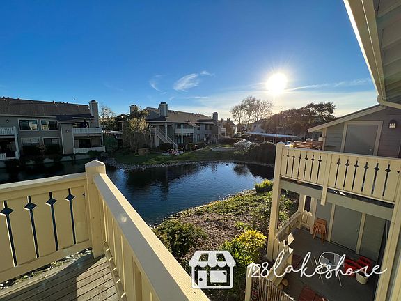 4th image of 128 Lakeshore Ct