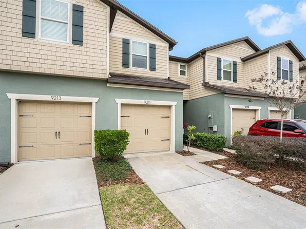 9211 Hillcroft Dr, Riverview, FL 33578