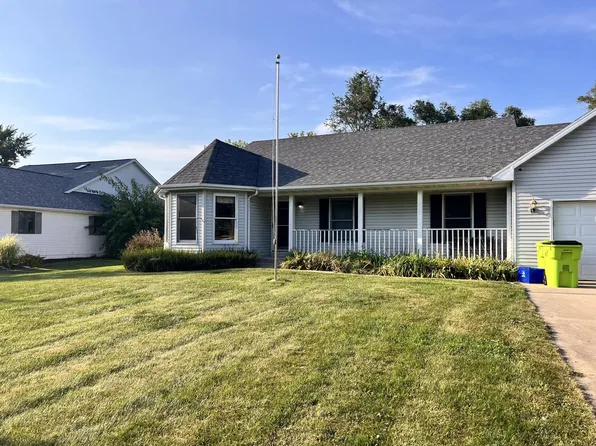 534 Valencia DRIVE, Delavan, WI 53115