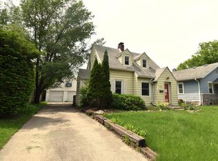 1225 Roosevelt Ave, Ames, IA 50010