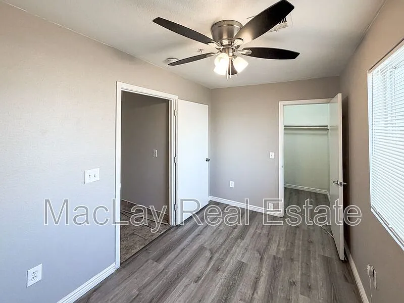 7 bed, 3.0 bath, 1920 sqft, $2,950 — Photo 2