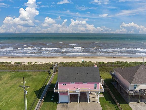 3rd image of 2298 Trinidad Dr