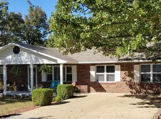 302 Valley Ave, Berryville, AR 72616