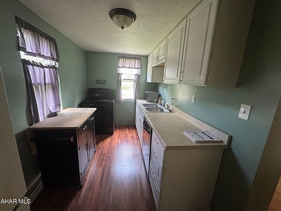 2nd image of 127 Diamond Ln