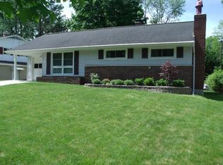 77 Hadley Rd, Cincinnati, OH 45218