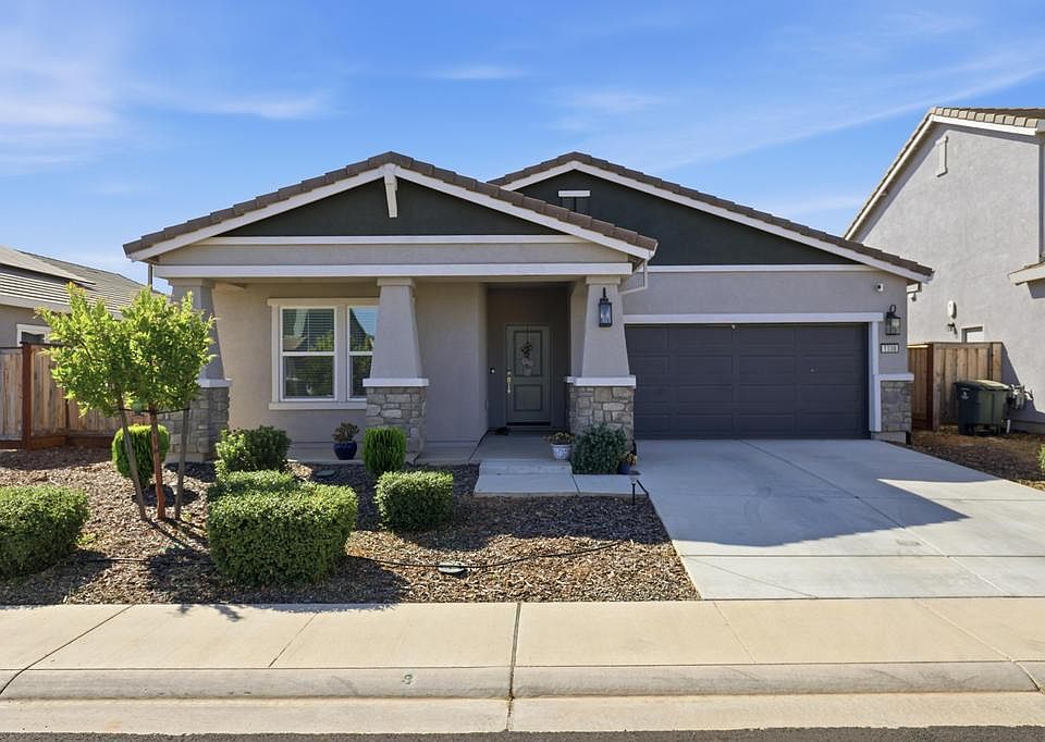 1st image of 1108 Elm Terrace Way