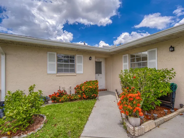 445 Franconia Circle, Lake Worth, FL 33467