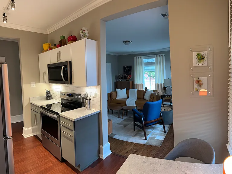 1154 Jefferson St #D — Photo 12
