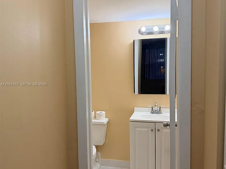14311 N Kendall Dr #312A — Photo 13