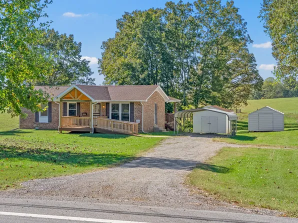 2928 Lylewood Rd, Woodlawn, TN 37191