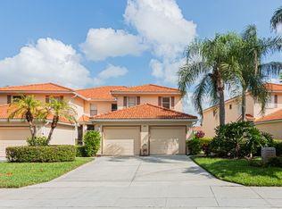 260 Robin Hood Cir UNIT 202, Naples, FL 34104