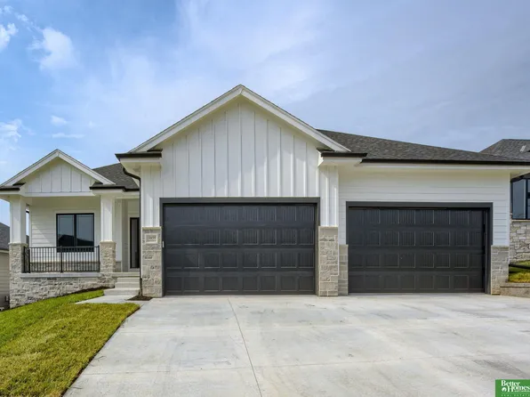 19859 Cottonwood St, Gretna, NE 68028