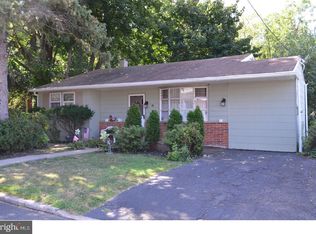 38 Chandler St, Rockledge, PA 19046