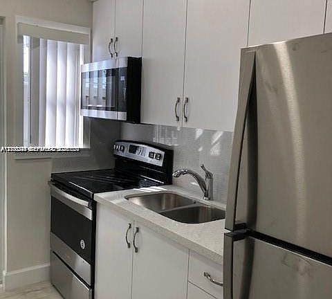 4th image of 3530 SW 9th Ter #6B
