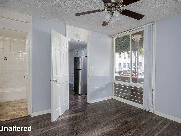 633 East 1st Street — Photo 13