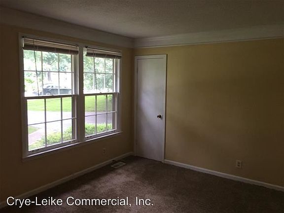 2nd image of 607 Elk Dr