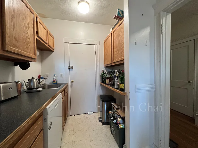 4 Vinal St #6 — Photo 13
