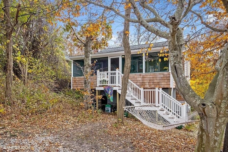 24 Cliff Way, Baiting Hollow, NY 11933 Zillow