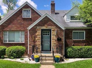 912 Mulberry St, Perrysburg, OH 43551