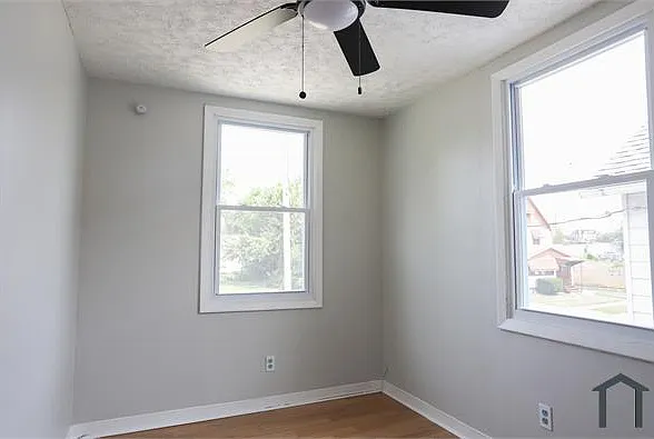 8910 Vineyard Ave #UP — Photo 10