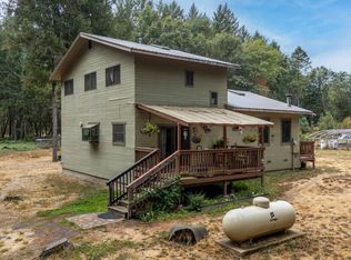 850 Minx Court, Laytonville, CA 95454