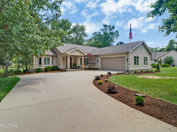 125 Forest Hill Dr, Fairfield Glade, TN 38558