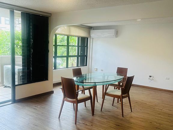 4th image of 27 Avenue Lopategui Parkville Plz #205