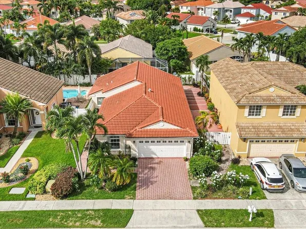 19033 NW 12th Court, Pembroke Pines, FL 33029