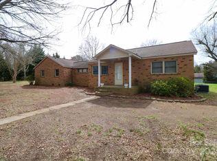 108 Arrowood Dr, Kings Mountain, NC 28086