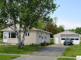 52 Edwards Dr, Silver Bay, MN