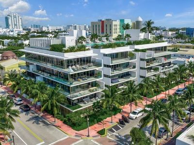 300 E Collins Ave #2D, Miami Beach, FL, 33139