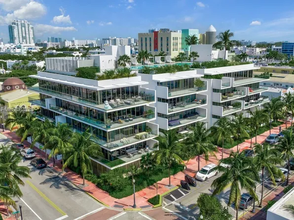 300 E Collins Ave #2D, Miami Beach, FL 33139