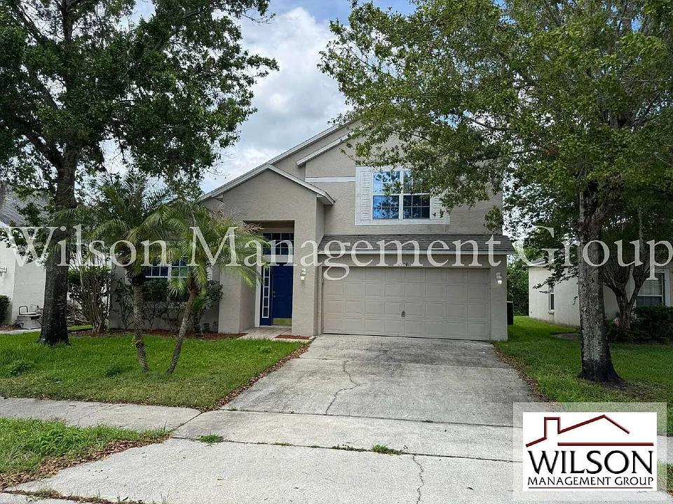 4944 Waterside Pointe Cir