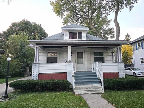 2nd image of 121 S Carolina St