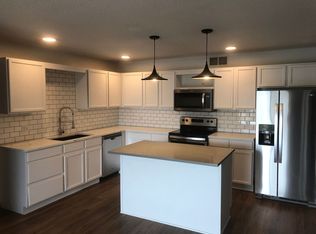 802 Dickinson Ave #411, Ames, IA 50014