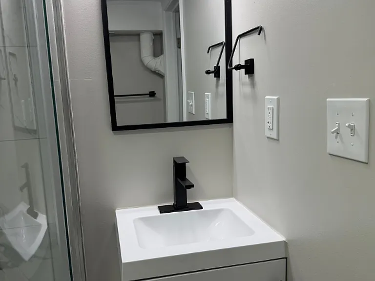 617 Glenwood Ave #2C-600-2C — Photo 10