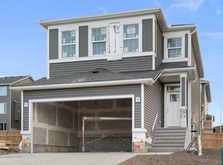 338 N Rivercrest Rd, Cochrane, AB T4C 3E9