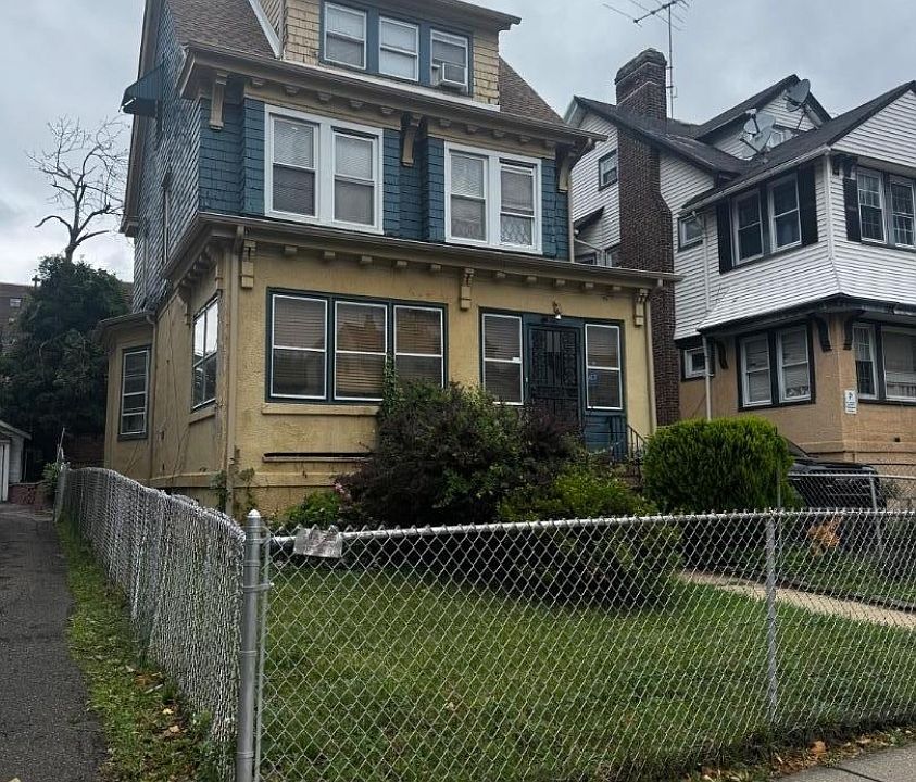 1st image of 179 N Munn Ave