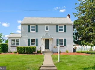 410 Crumlynne Rd, Ridley Park, PA 19078