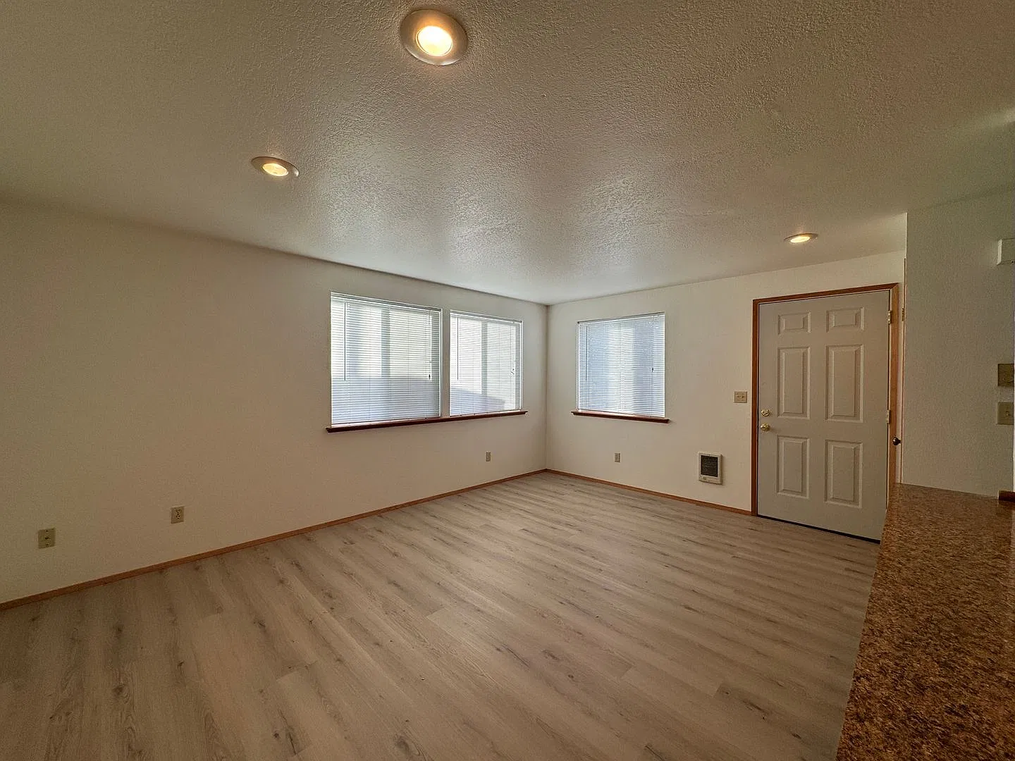 2519 Wetmore Ave. — Photo 2