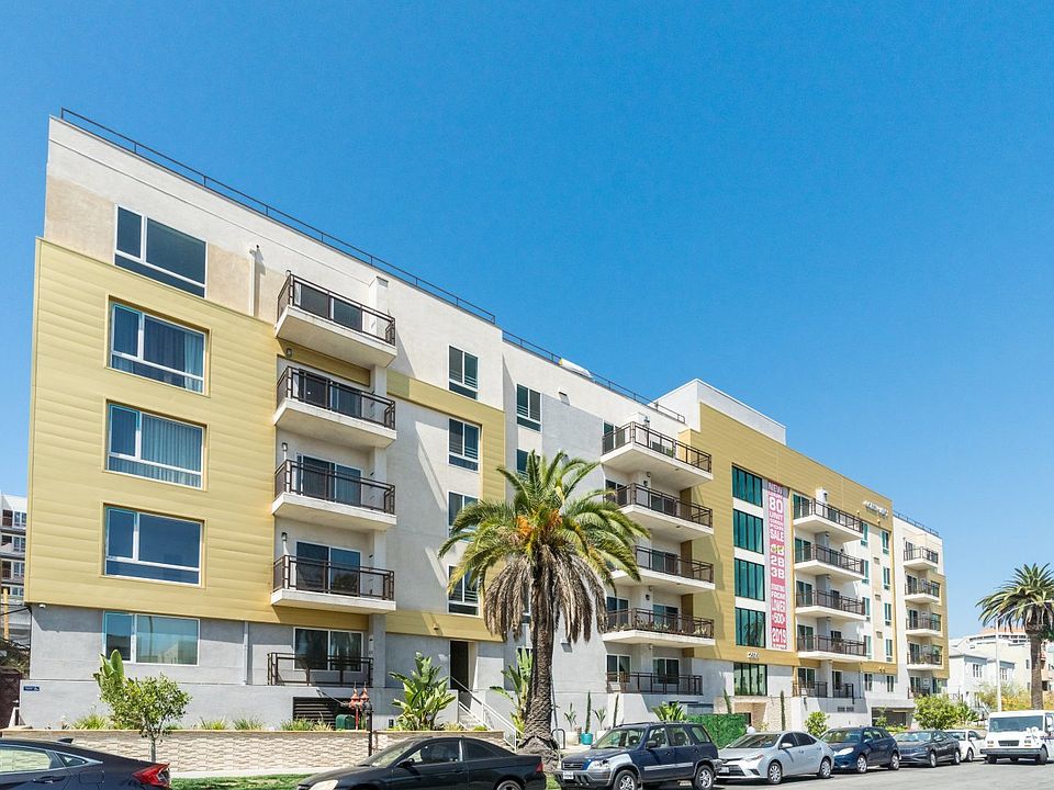 1st image of 2939 Leeward Ave #202