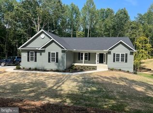 8225 Robert E Lee Dr, Spotsylvania, VA 22551