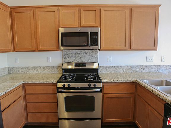 5th image of 1506 Mission Ln