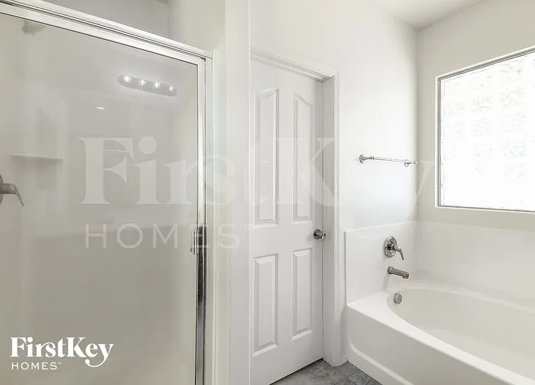 4191 E Velasco St — Photo 10