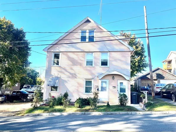 304 Queen St #2, Bristol, CT 06010