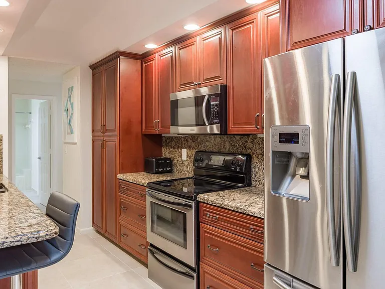 7460 La Paz Blvd #208 — Photo 9
